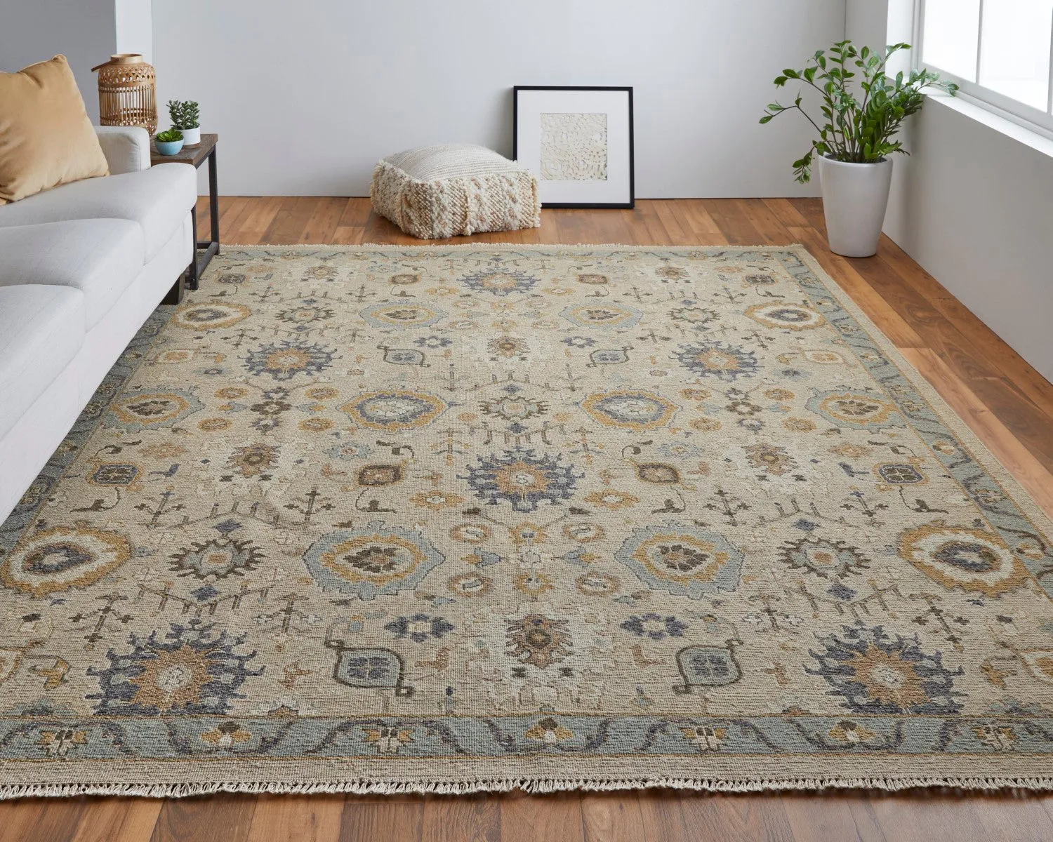 Aleska Oriental Tan/Blue/Gold Rug