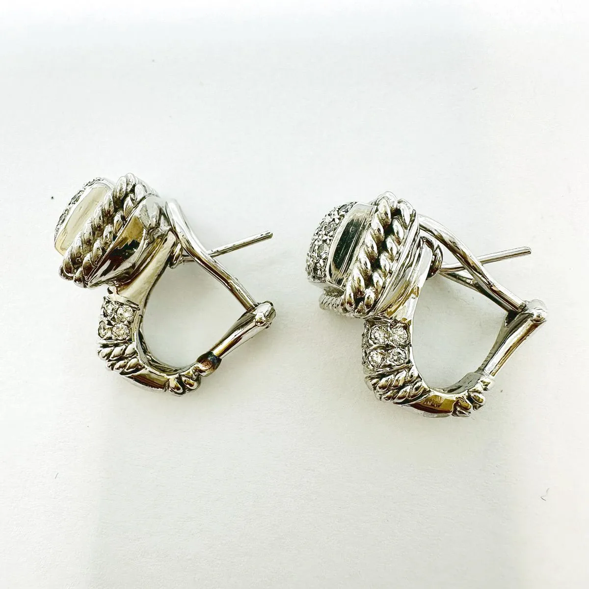 Cassis 18K White Gold Diamond Earrings  with Rope Design