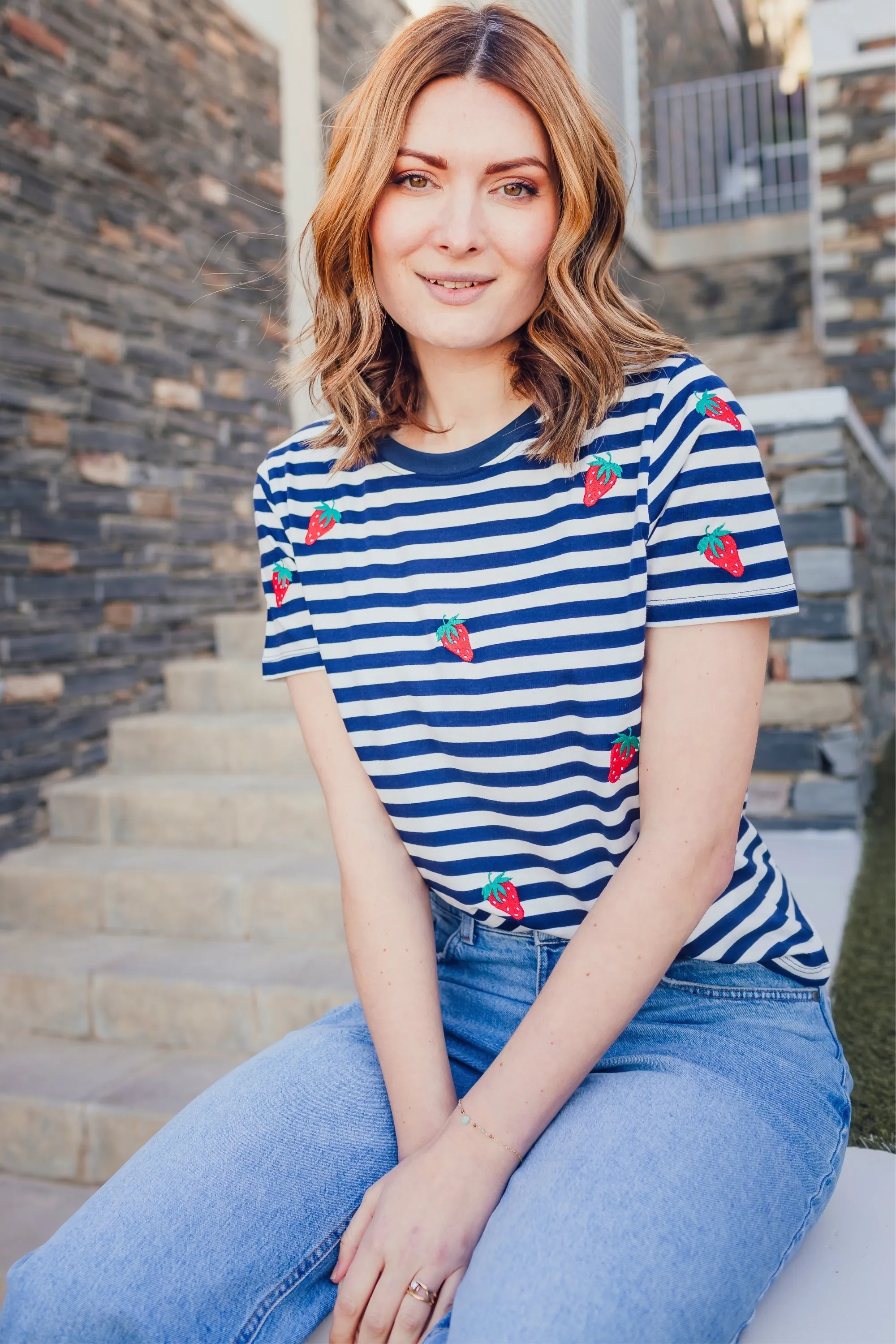 Maggie T-Shirt - Off-White/Navy, Strawberry Embroidery