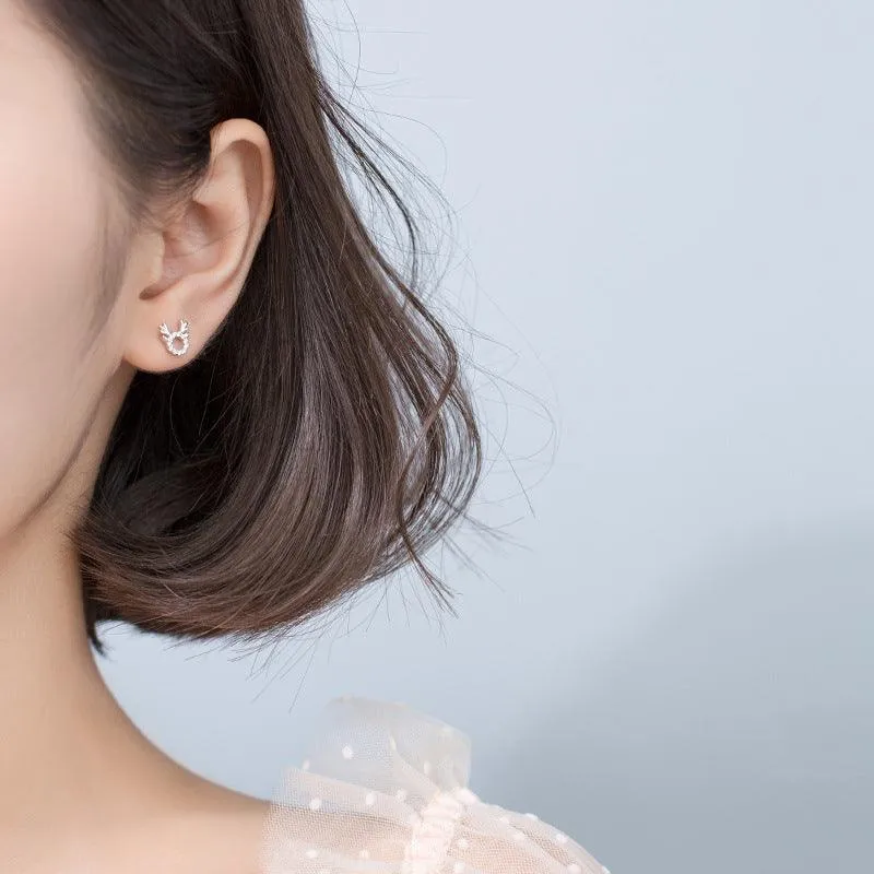 Oh! My Deer Tiny Studs