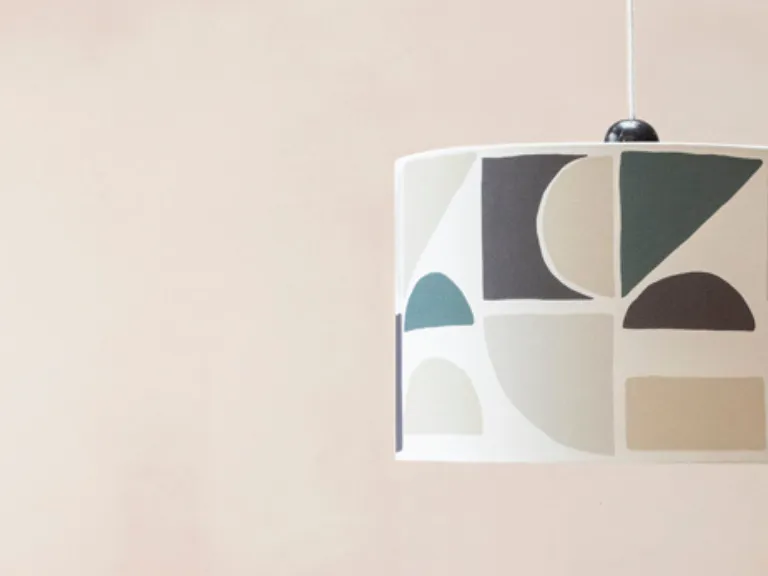 Sand large tiles printed shade