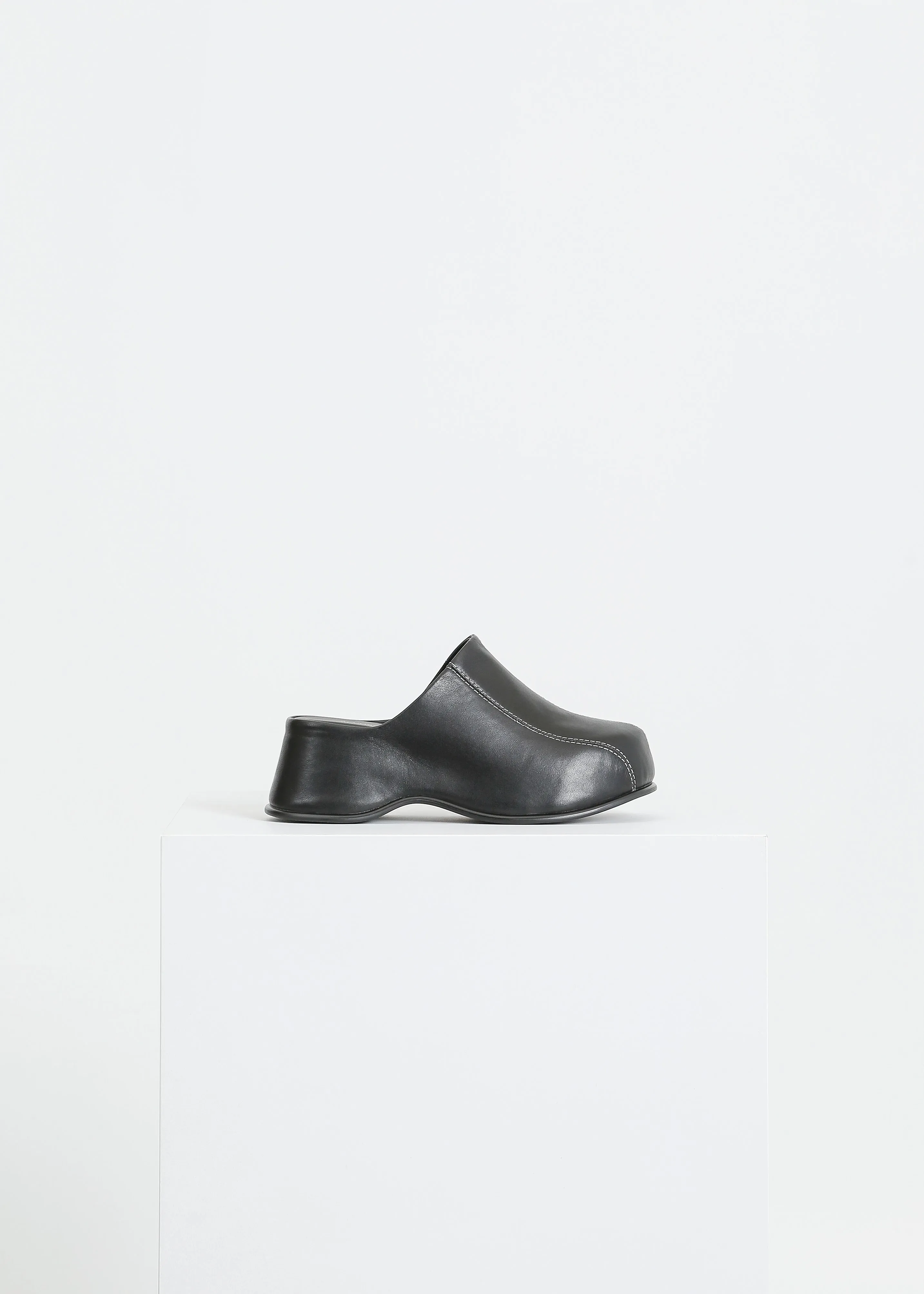 SLOAN MULE	 / BLACK