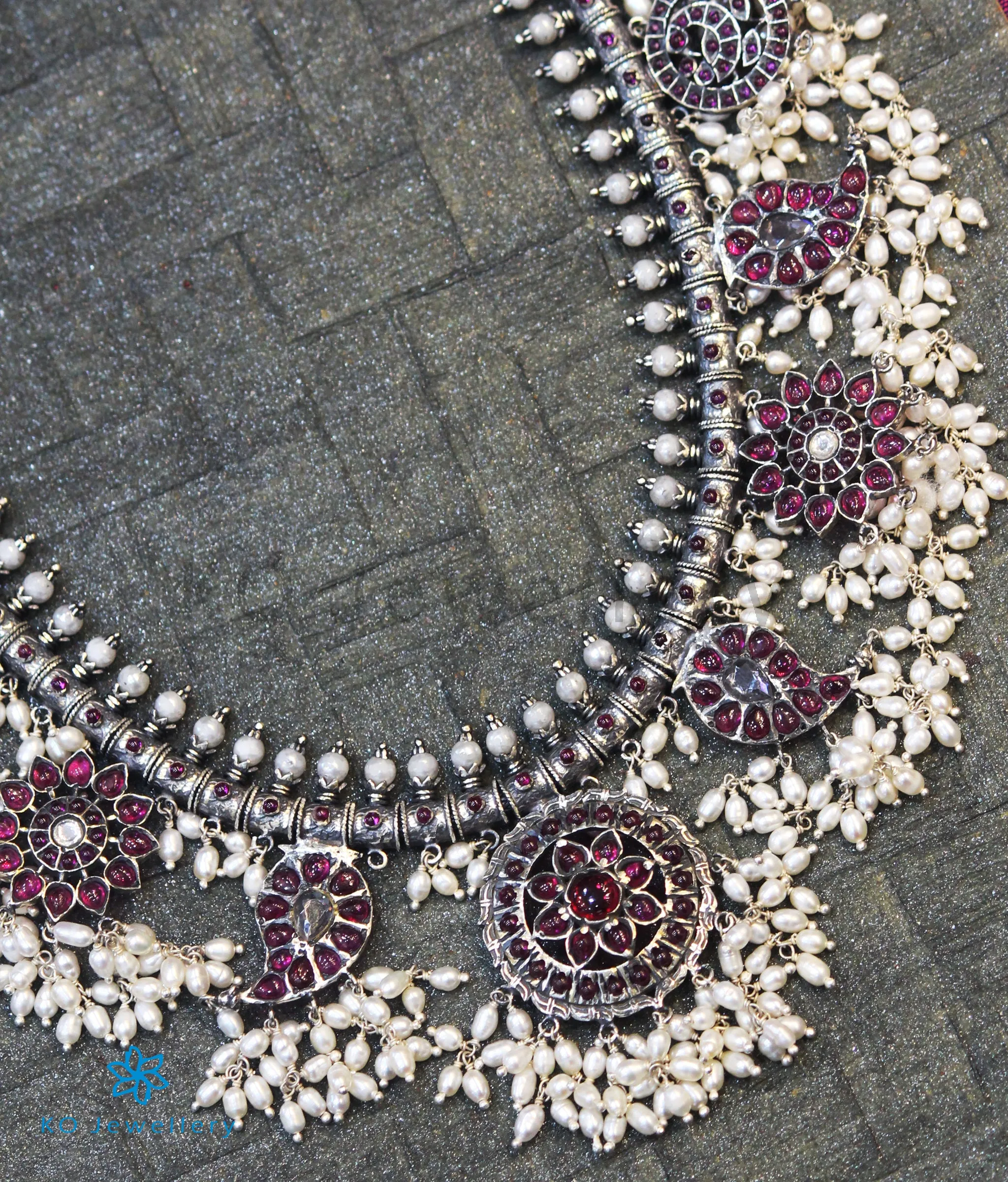 The Atyuha Silver Guttapusalu Necklace (Oxidised)