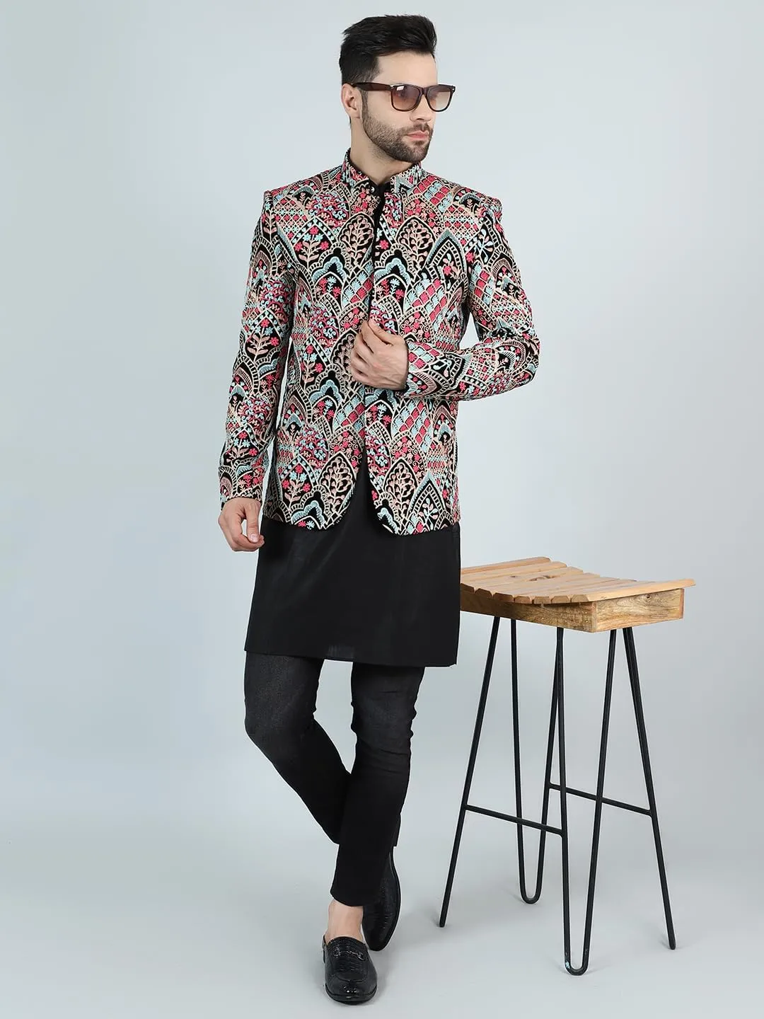 WINTAGE Men's Embroidered Velvet Bandhgala